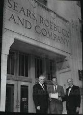 1961 Press Photo Sears Building changes ownership- Kipper, Umbreit & Lowe picture