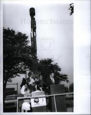 1989 Press Photo Lighting UF torch Detroit - DFPD65087 picture