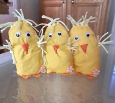 3 baby chicks 5