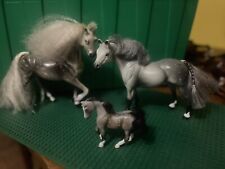 Vintage 90s Lot of 5 Horse Figures picture