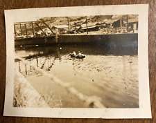 Vintage 1910s-1920s People Row Boat River Buildings Bridge Real Photo P3i24 picture