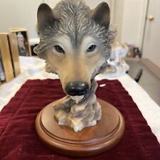 Vintage Wolf Sculpture  #4103 “Before The Chase” Mill Creek Studios S. Herrero picture