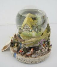 NWT - Disney Snow White & the 7 Dwarfs Dwarf Musical Snow Globe 