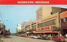 MI, Muskegon, Michigan, Western Avenue, 50s Cars, VW Bug, DP No 57205B picture