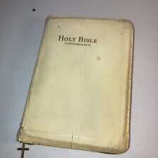 1962 Self Pronouncing Red Letter Edition Holy Bible Revised Standard Version picture