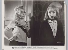 Simone Signoret + Sarah Miles in Term of Trial (1962) ❤ Vintage Photo K 465 picture