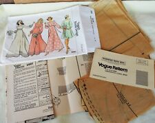 VTG 1970s Vogue's Bridal Design Sewing Pattern 2981 SIZE 8 Cut Complete 4 Styles picture