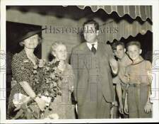 1940 Press Photo Wendell L. Willkie Visits Family in Rushville, Indiana picture