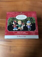 Hallmark  Peanuts Follow the Leader 2-Piece Ornament 1998 Lucy Snoopy Charlie picture