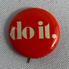 Vintage Do It Button Pin Pinback late 1960s-mid 1970s picture