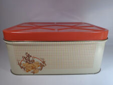 VINTAGE METAL BREAD BOX WITH LID - CHEINCO BRAND - MADE IN U.S.A. picture