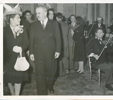 Paris Conference, September 1946, Minister Georges Bidault receives in Versai picture
