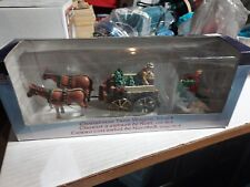 Lemax Christmas Tree Wagon Village Collection Table Accents Horse Carriage 2004 picture