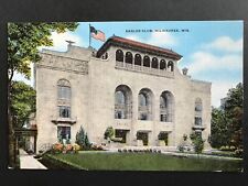 Linen Postcard Milwaukee WI - The Eagles Club House picture