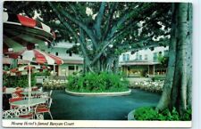 Postcard - Moana Hotel's Famed Banyan Court - Honolulu, Hawaii picture