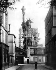 Statue of Liberty in Paris 1886 Photo picture