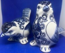 Vintage Set Ceramic Porcelain Birds Blue & White Floral Figurines (lot of 2) picture