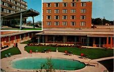 Postcard~Lebanon Pa~Treadway Inn~Hotel~Pool View~Unposted picture