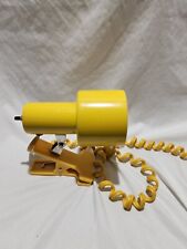 VINTAGE 1950s 1960s MID CENTURY MODERN YELLOW COLOR PORTABLE CLIP ON LAMP SPOT picture