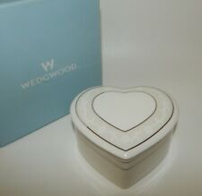 MIB Wedgwood Icing Bone China Heart Jewelry Trinket Box picture
