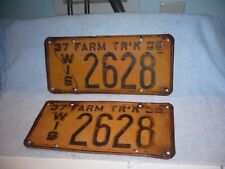 1937  1938      pair  Wisconsin  farm truck  license plates expired picture