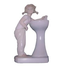 Lladro Retired #4838 “Clean Up Time” Figurine Porcelain Spain 7.25”H picture