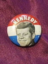 Classic 1960 John F. KENNEDY Picture Campaign Button (1681) picture