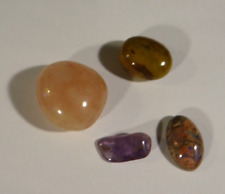 Lot of Four small quartz crystals - New Age - Meditation - Wholistic. picture