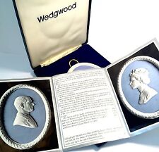 Wedgwood Royal Silver Wedding Plaques Set of 2 picture