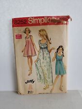 Vintage 1969 Simplicity # 8252 Misses' Jiffy Nightgown/Two Lengths Size 8-10 picture