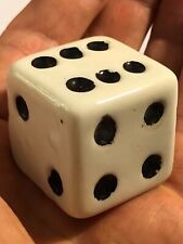 Old jumbo ceramic single dice with rattle inside 100522@ picture
