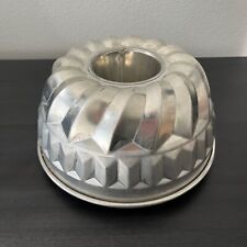 Vintage Kaiser Bundt Pan Jello Mold 1950’s Farmhouse MCM -- Made in Germany picture