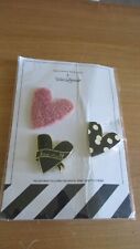 lot of 2 large Princess Tam-Tam heart pins (each pin's is 3.5cm / 3cm) picture