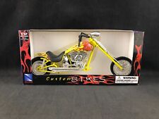 New-Ray 1:12 Scale Diecast Custom Bikes SS-43527 (2003) picture