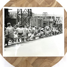 vtg studio print black white 8x10 location lunches the sign of the cross picture