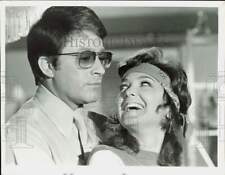 1971 Press Photo Suzanne Pleshette and Bill Bixby starring in a television show picture