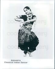 Press Photo Lovely Indian Dancer Sukanya picture