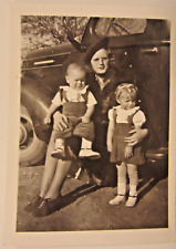 1937, 1938 or 1939 INTERNATIONAL TRUCK w/ Aunt & nieces. B&W photo #21 picture