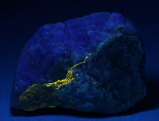 Fluorite, banded, fluorescent. From Mexico. 123 grams. Video picture