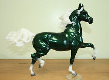 Breyer WASSAIL 2023 Christmas Surprise Web Huckleberry Bey Metallic Green Horse picture