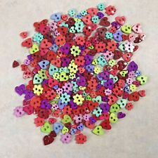 Lot of 290 Heart & Daisey Buttons Pink Green Blue Red Purple 1x3-35 picture