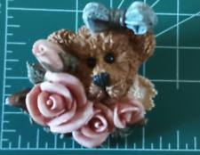 Boyd's Bears Boyd's and Friends Bear with Roses Lapel Pin picture
