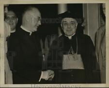 1939 Press Photo New York Archbishop Francis Spellman greets Cardinal NYC picture