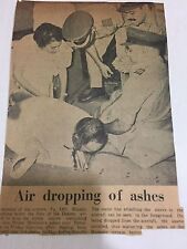 Set of 10 OLD Newspaper cuttings Jawaharlal Nehru demise India 1964 RARE  picture