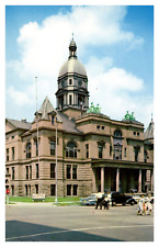 Waterloo IA Iowa Blackhawk County Court House Street View Chrome Postcard picture