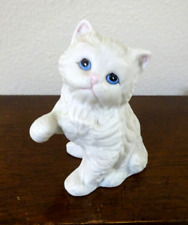 VINTAGE HOMECO WHITE PORCELAIN KITTEN FIGURINE, PAW UP picture