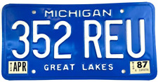 Michigan 1987 Auto License Plate Vintage Man Cave 352 REU Wall  Decor Collector picture