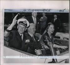 1960 Press Photo Royal family of Denmark with New York City official in parade picture