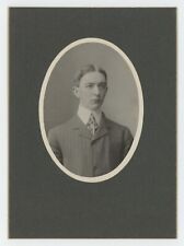 Antique c1900s Cabinet Card Handsome Man in Dapper Suit Wheeler Pittsfield, MA picture