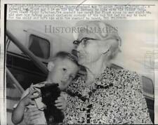 1958 Press Photo Heppsy Woodard Sends Toddler Floyd E. Durham Jr. to Germany picture